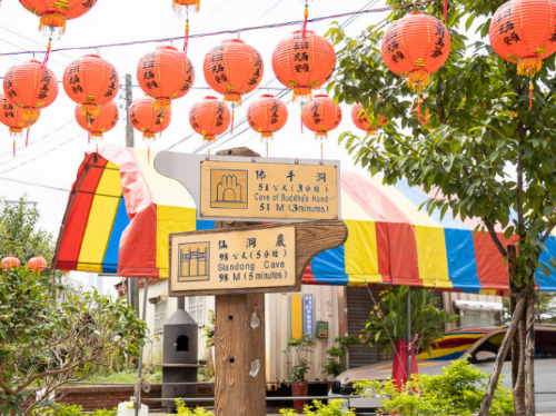 探索基隆奇幻自然景觀！佛手洞成暑期親子必遊熱點，傳說巨大佛手印引遊客驚艷