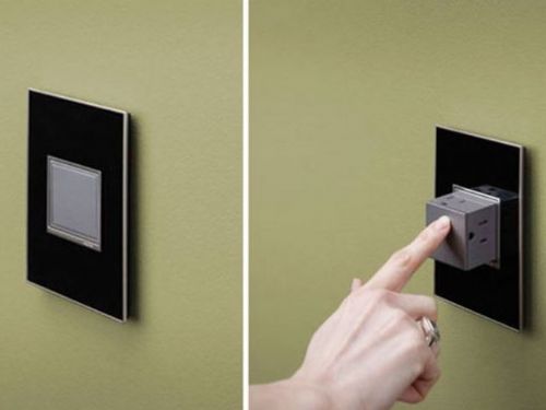 常常在下雨嗎？屋內插座注意事項！