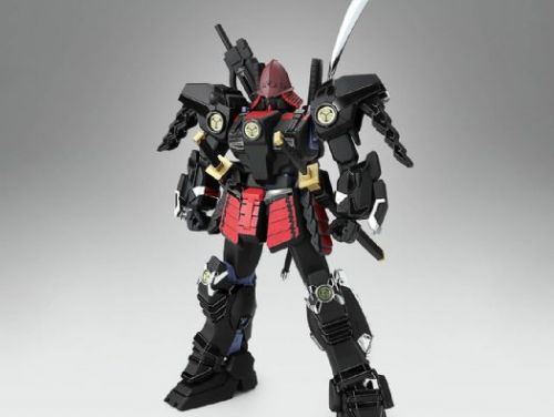 萬代紀念版鋼彈模型致敬日光東照宮列為世界文化遺產25週年