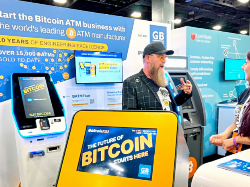 SEC起訴幣安與Coinbase引發幣圈震盪，加密貨幣監管面臨尚未釐清的挑戰。