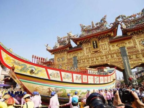 東隆宮溫府千歲今降杯指示 迎王平安祭典明年9月28日展開