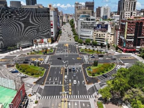 高雄市迎接113年交通安全月，全員動起來共創安全交通環境