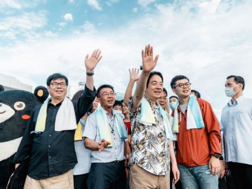 高雄海洋派對啟動結合愛河灣水樂園開幕 陳其邁：讓高雄成為海洋首都與世界連結