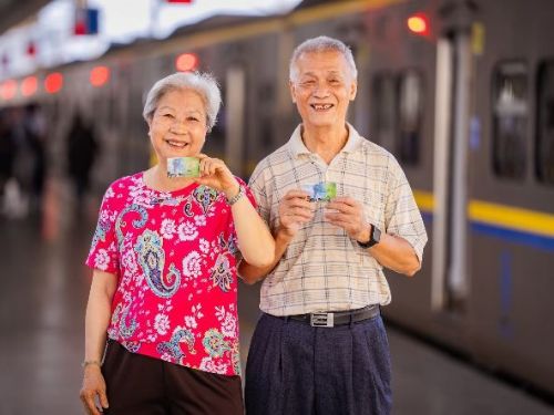 屏東縣推出敬老卡回饋計畫，關愛長者生活