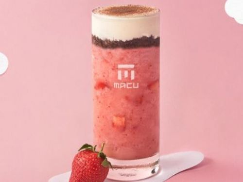 麻古茶坊推出「史努比莓好盛宴」系列，三款草莓飲品回歸，冬日也必嚐專屬甜味