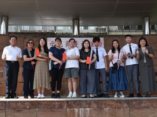 溫馨母親節慶祝活動：母子默契大考驗，共慶母愛的偉大