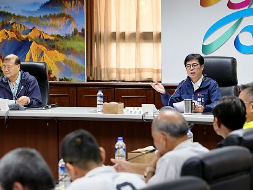 高雄市勞工自治委員會爭取調整托育費用，市府將提案研議