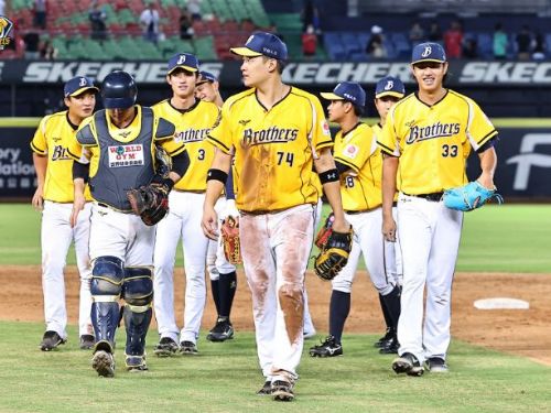 兄弟新洋投艾士特首次登板 優質先發拿下勝投