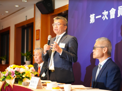 中職理監事會議全票通過！蔡其昌連任中華職棒聯盟會長