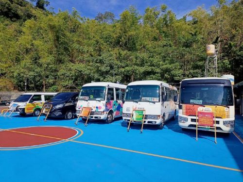 屏東來義鄉幸福巴士再添新力軍，無障礙巴士提升服務質量！