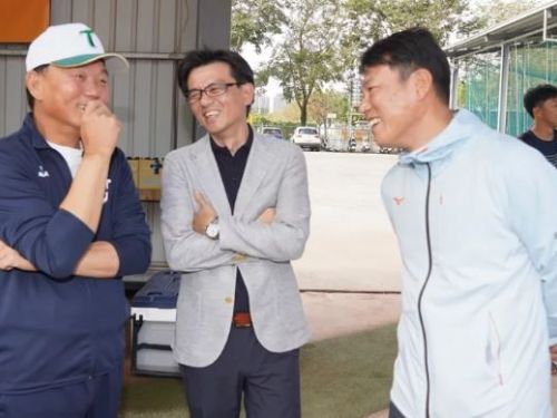 中職／雄鷹備戰一軍先打145場 洪一中讓全隊繃緊神經