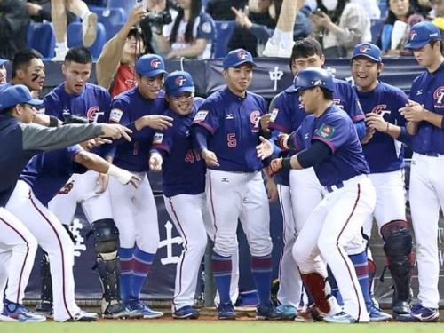 亞錦賽12/8中日對戰　巨星賀耶誕新北開唱