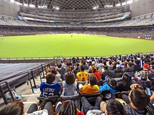 台北大巨蛋場地租金調整，棒球賽場租50萬元、門票收入抽成10%傳聞