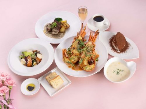 義大飯店限定優惠大公開，溫馨慶祝媽媽節日！