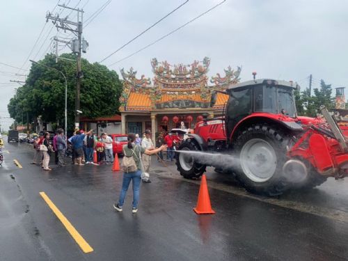 屏東縣政府呼籲農耕機具清潔上路，環境與安全雙守護