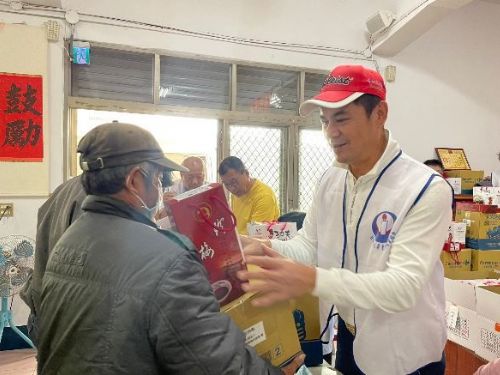 春暖關懷足跡累計28鄉鎮市  滿滿物資載進屏南、離島及原鄉地區