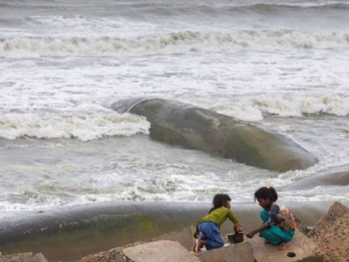 穆哈颶風逼近孟加拉和緬甸 村莊疏散、數百萬人受影響
