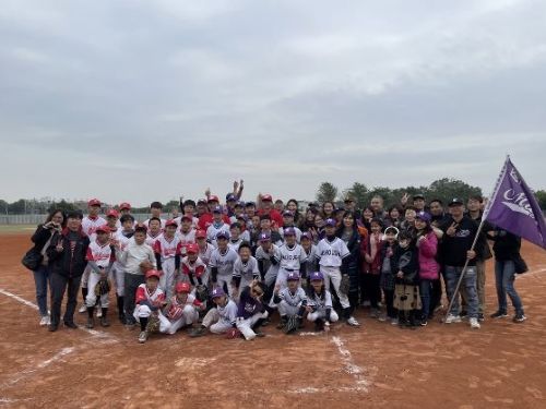 頂新和德推動社區棒球 「全總」、「劉總」前進彰化對決