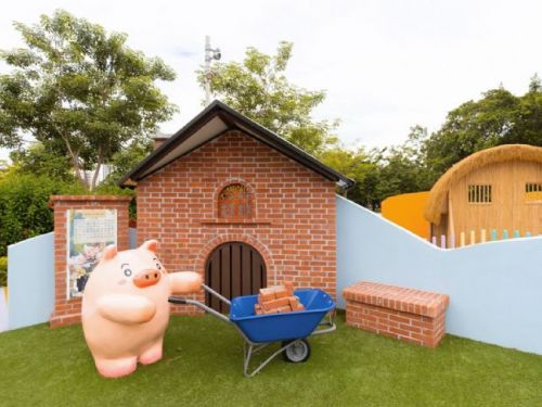 蓮潭新亮點 三隻小豬帶你走入童話世界