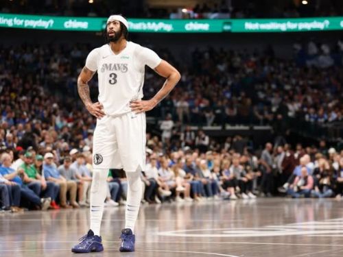 Anthony Davis 因傷缺席數週，獨行俠將面臨新挑戰