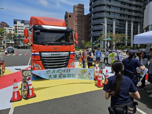 高雄市府慶祝世界地球日：自行車騎乘活動探索友善環境