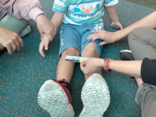 高雄市幼童用餐舉止拘謹影片熱傳，縣府調查結果並呼籲保護兒童隱私