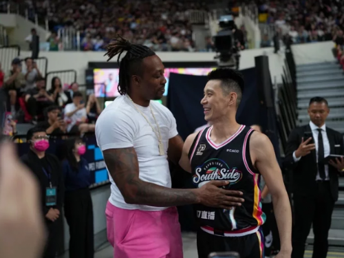 林書豪遭肘擊腦震盪，向球迷報平安  魔獸：我會想念第2個家