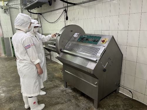 屏縣衛生局積極監測台糖肉品代工廠和市售端，確保豬肉製品的安全衞生