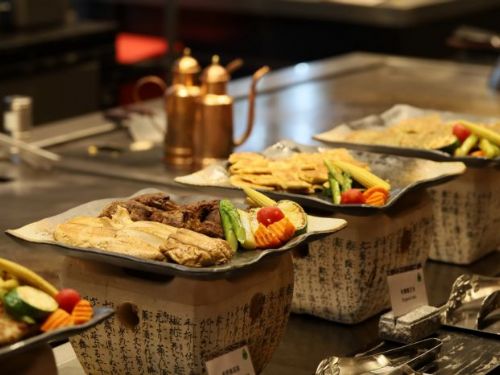 高雄萬豪酒店春季旅展線上優惠開跑，星級住宿與美饌等你來享！