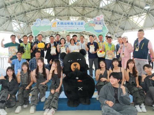 2025大鵬灣帆船生活節：海洋喵喵派對與帆船賽事，一場視覺與親子樂趣的完美結合！