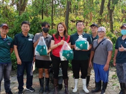 颱風凱米過後，高閔琳局長勘災，鼓勵景區恢復工作