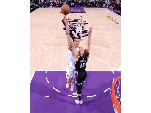 金塊新篇章迎來勝利開局！Jokic大三元領銜，終結連敗重返西區前四