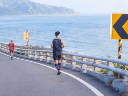 2024日本航空墾丁國際馬拉松開跑！山海相伴，跑向東方夏威夷