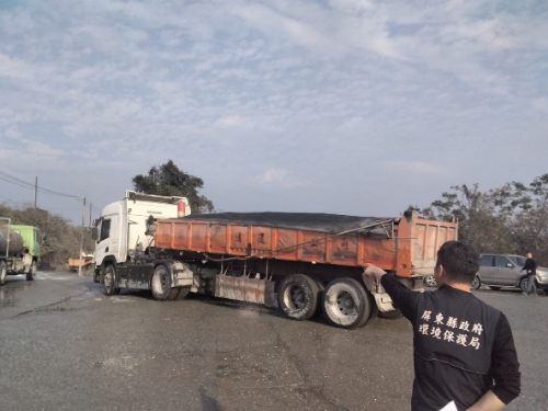 屏東縣環保局因東北風境外污染，啟動空品不良應變