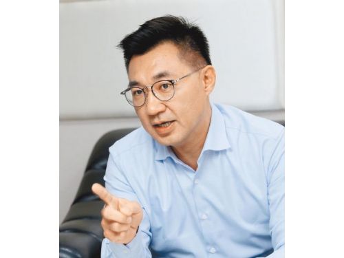 江啟臣首度主持立法院會議