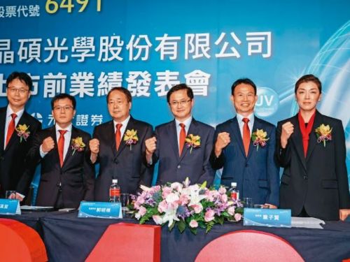 隱形眼鏡市場三大龍頭  營運呈現穩健成長