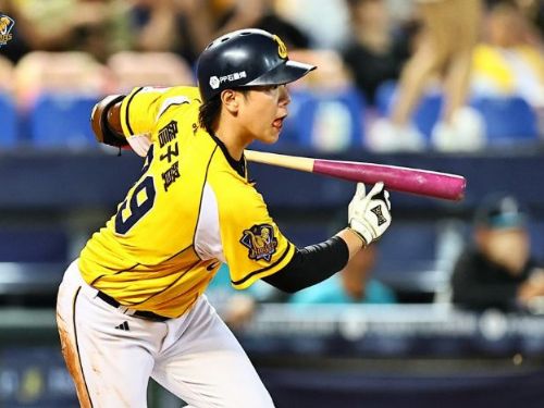 中信兄弟力克台鋼雄鷹，主場連勝兩場