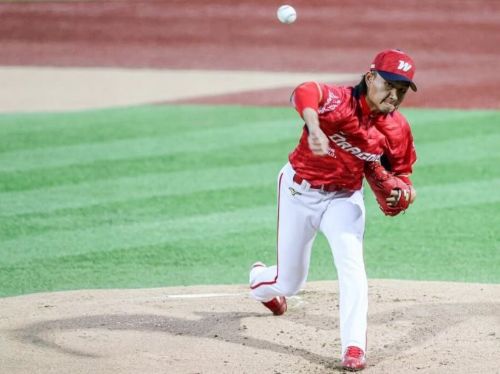 台灣大賽G6徐若熙先發7局無失分 龍隊2比0獲勝延長戰局