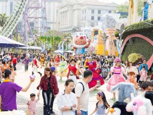 義大Outlet Mall「女力閃耀時光」 4月18日華麗登場！專屬媽咪優惠，五星級享受等你來