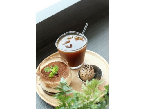 大鵬灣遊客中心全新亮相，主燈模型展與「漂浮綠洲」輕食服務，打造暑假清涼綠洲體驗