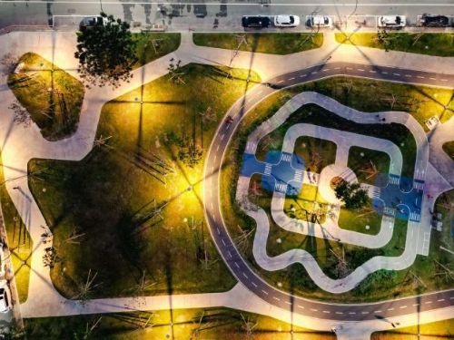 高雄市兩公園榮獲2024建築園冶獎，展現城市綠化新典範