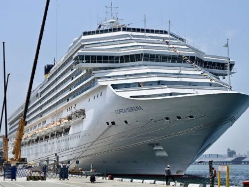 出席歌詩達莎倫娜號郵輪見面會 陳其邁：郵輪靠掛高雄可望突破4成，歡迎民眾前來體驗郵輪旅程