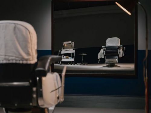 體驗藝術之旅：高美館KSpace展出許家禎《天福觀光理髮廳：服務帶來幸福》