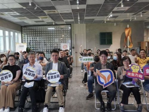 高雄攜手經濟部助青年創業，青年局推多元貸款與數位轉型補助說明會熱烈展開