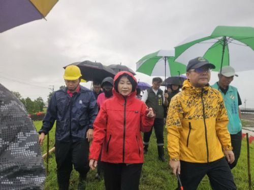守護家園，齊心防汛——屏東縣長周春米親自督導防洪排水整備，呼籲鄉親落實防災