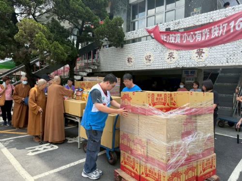 災後暖流不間斷，屏縣府攜手公益團體守護弱勢與長輩