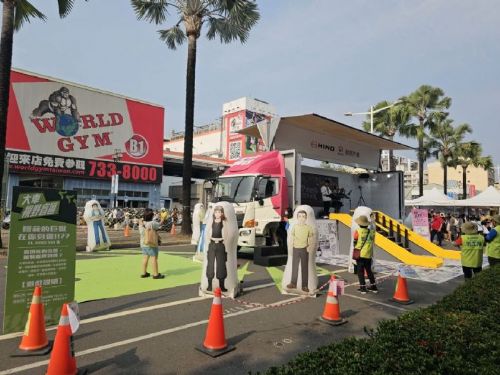 五一勞動連假交通疏導全面啟動，籲駕駛落實「行人優先、視線零死角」