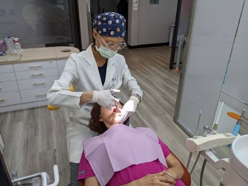 114年「屏東縣政府補助長者假牙裝置」尚有經費，符合資格的縣民盡快申請