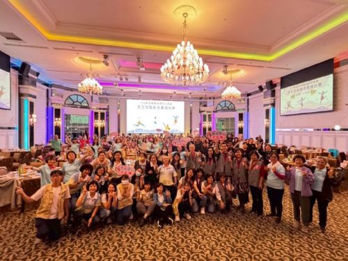 社福館志工愛心無限與社工一起支撐社會安全網