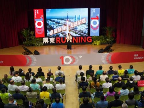 屏東running 1000天，好屏看得見，周春米就職三週年和鄉親感性告白